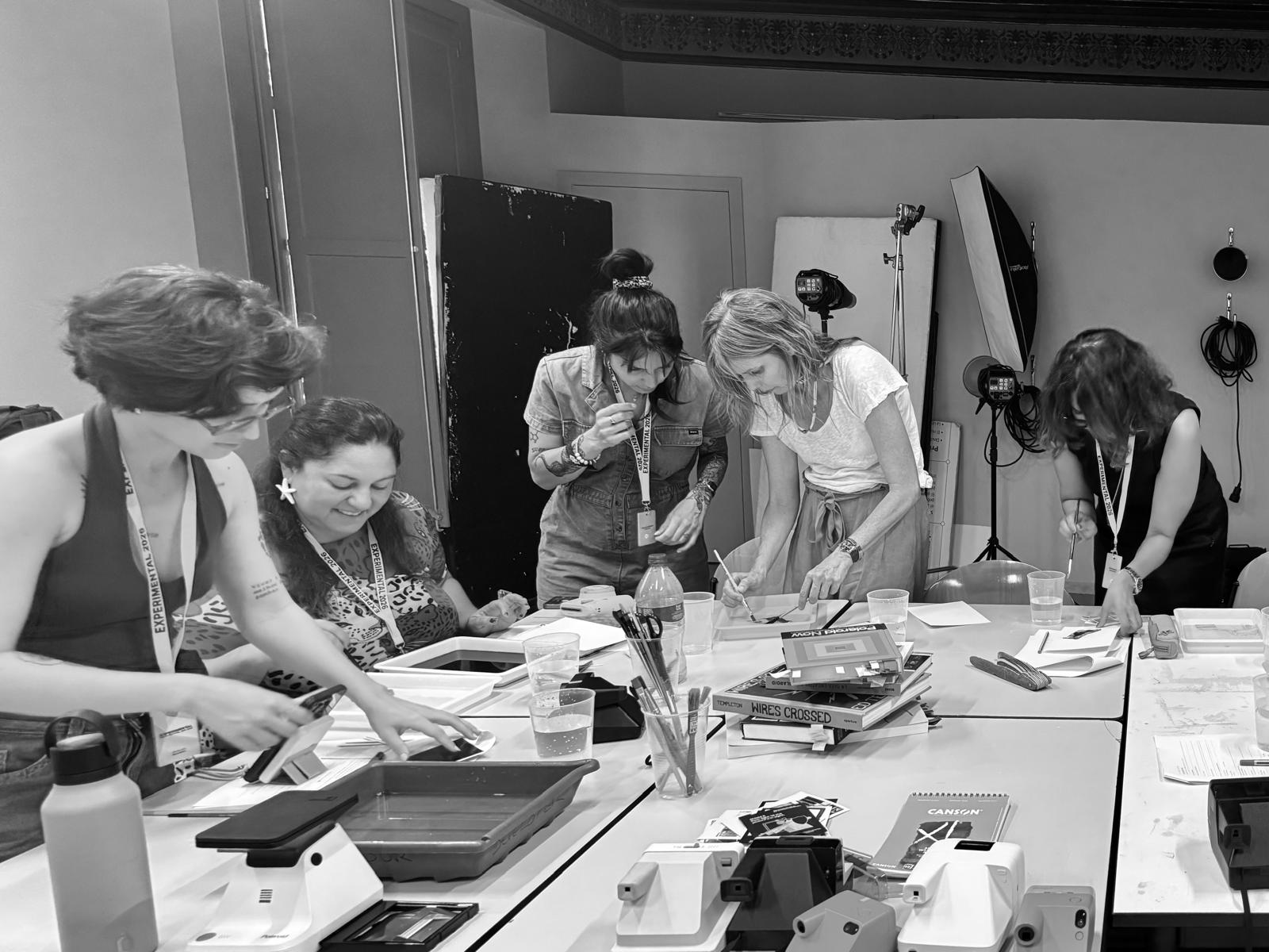 Taller de Polaroid Emulsion Lift · Experimental Photo Festival Barcelona 2026